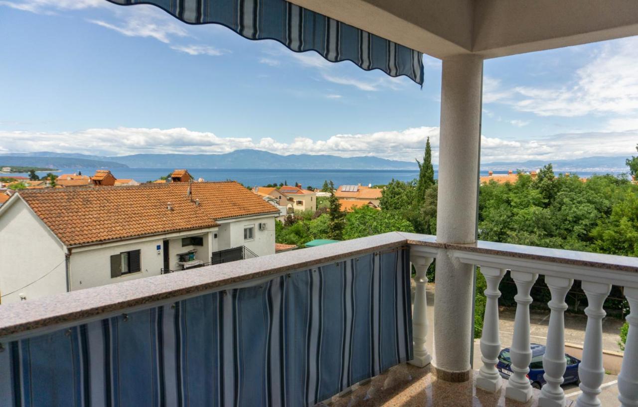 Apartment Jadran Malinska Exterior photo